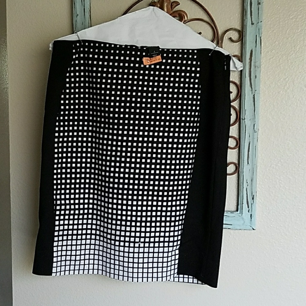 WHBM skirt